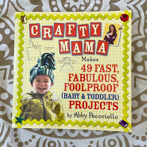 Crafty Mama DIY Craft Book for Moms 💕 - Picture 1 of 7